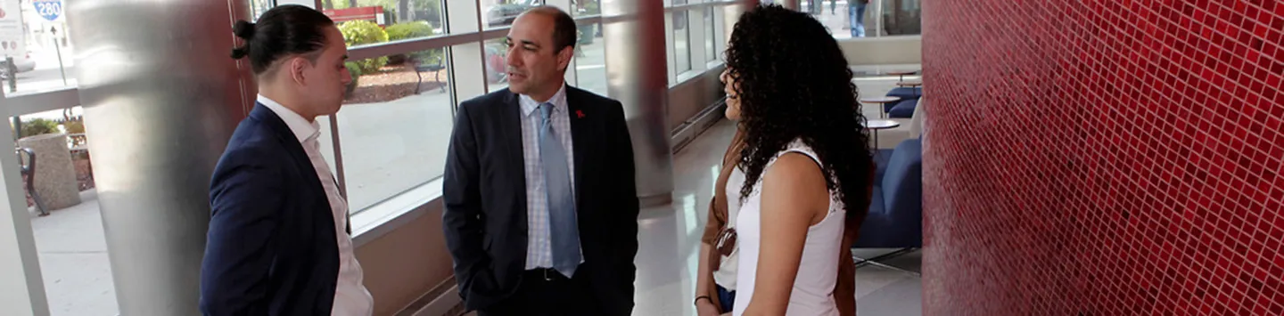Rutgers Business School Undergraduate Dean speaking with students